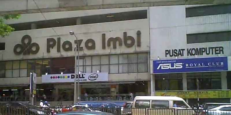 Plaza Imbi